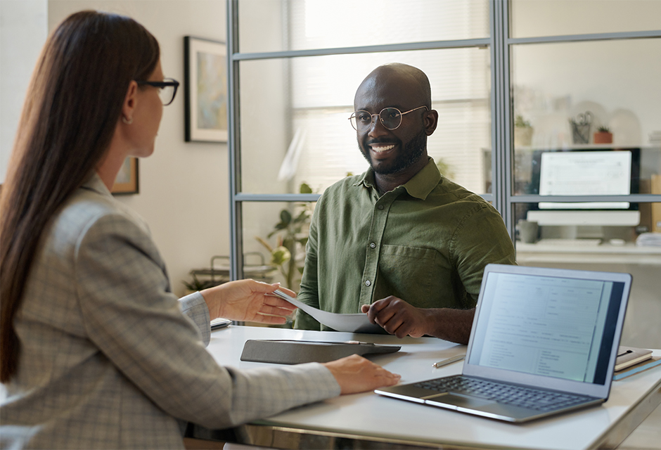 Tax professional explaining TrumpIRA.gov and the Federal Saver’s Match retirement savings incentive for low- and moderate-income taxpayers