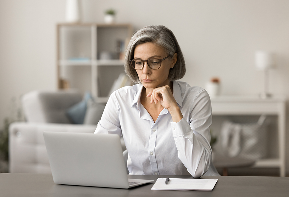 Filing amended returns for individual taxpayers, tax professional reviewing Form 1040-X rules, superseding return timing, IRS notices and amended return filing decisions